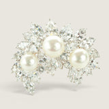 BROOCH CRESENT SHAPE W/3PLS
