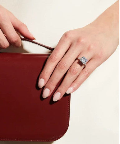 5CT CENTER SQ W/ TAPERED BAGUETTES