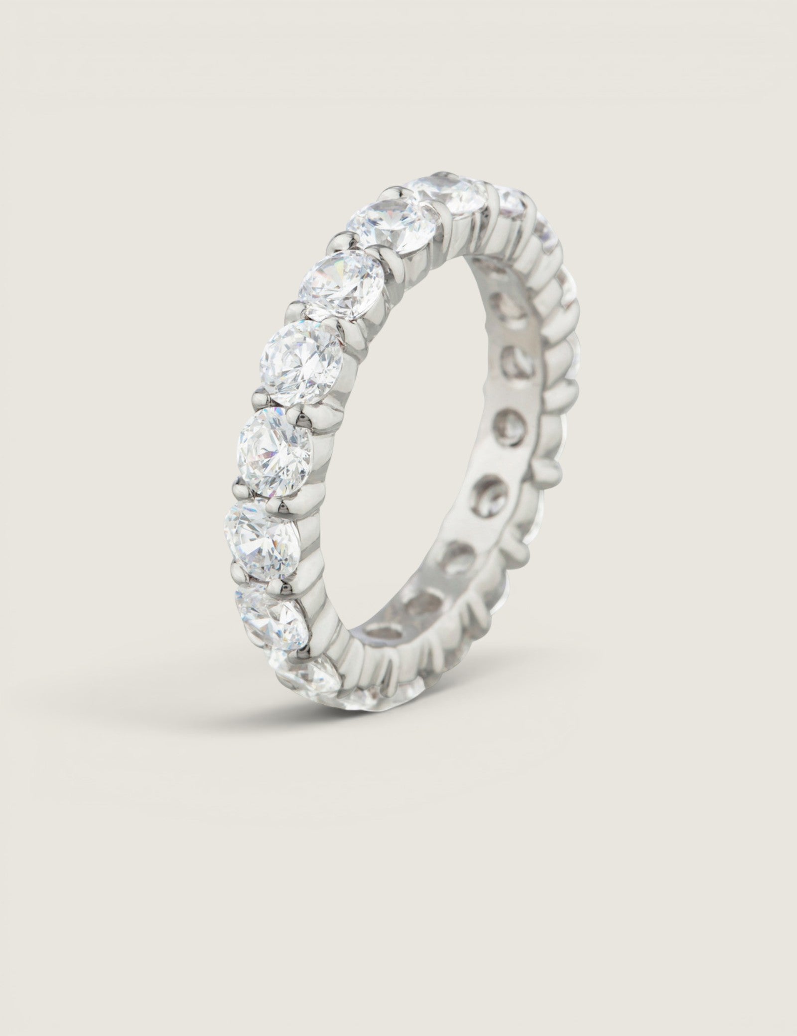 Round Brilliant Eternity Band (2.6 TCW)