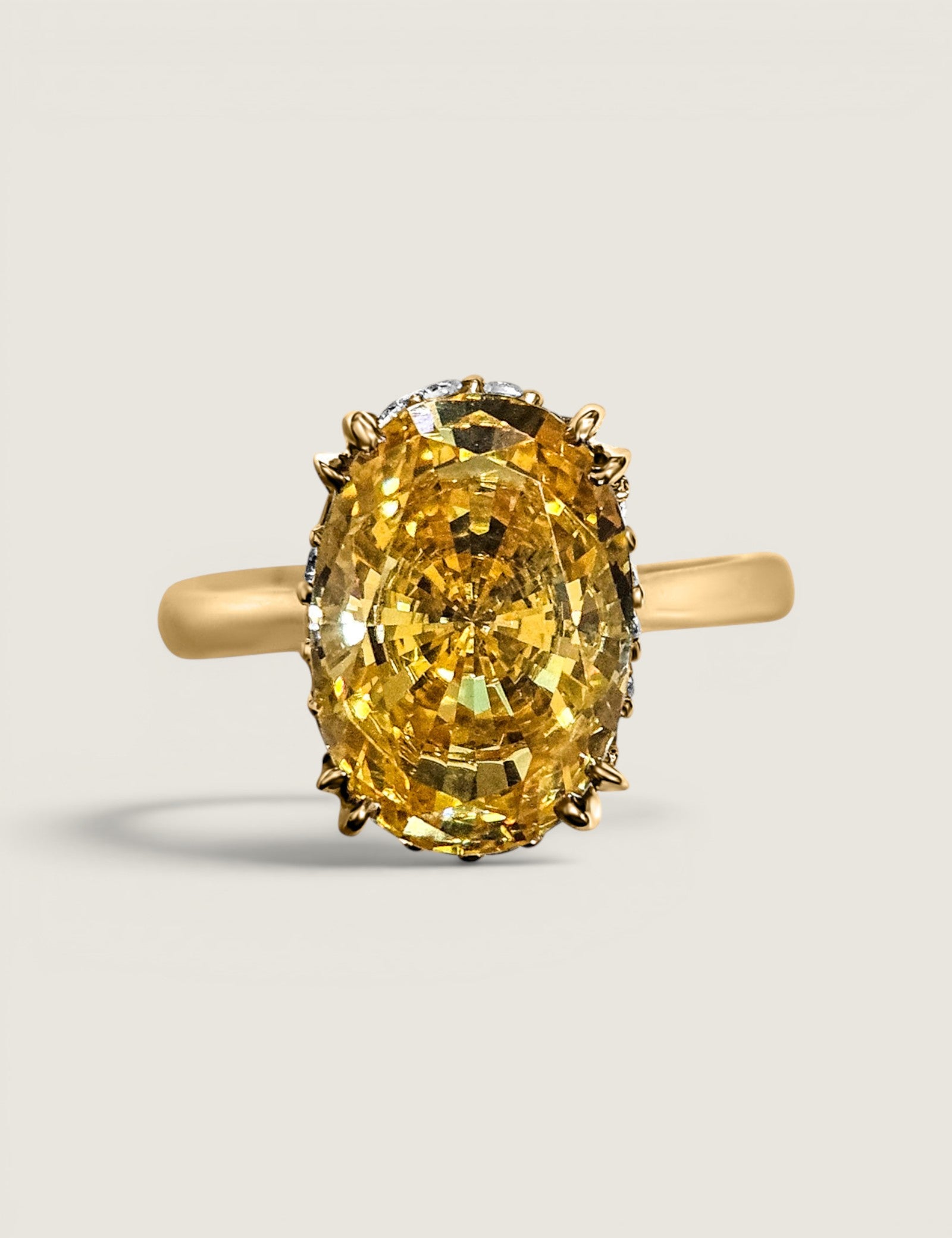 4CT (13x9mm) Canary Yellow Oval With Drop Halo