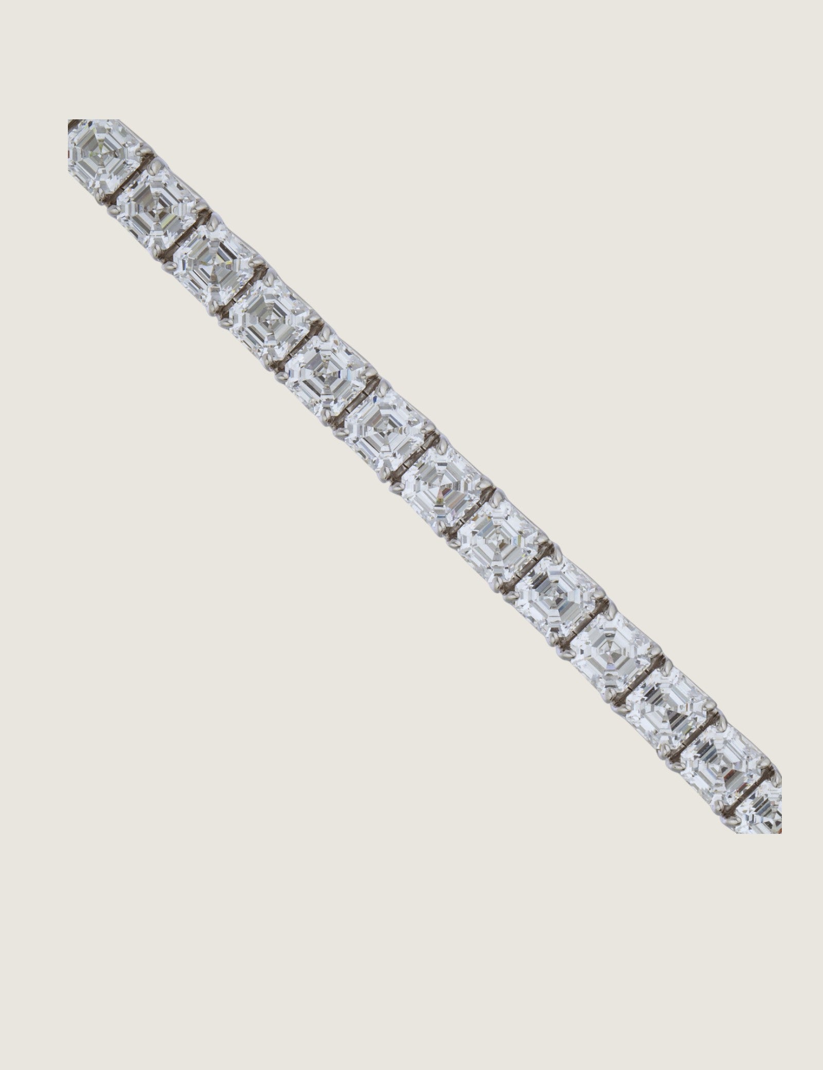 Asscher Cut Tennis Bracelet (16 TCW)