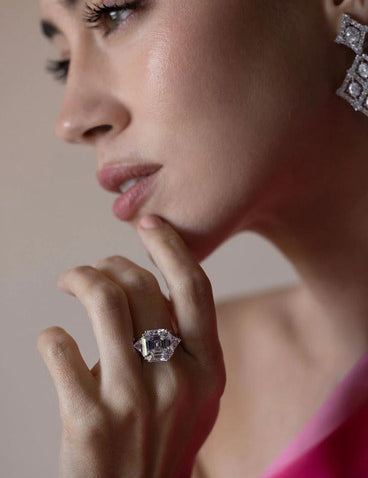 RING 12ct SQ CTR TRI SIDES F598-CZ-14K