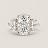 4CT CENTER WITH 1.5CT OVAL SIDES F905-CZ-14K