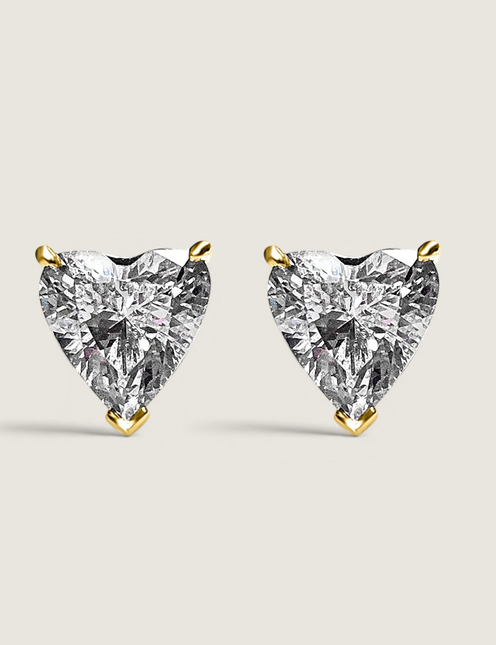 Heart Studs (1TCW-6TCW)