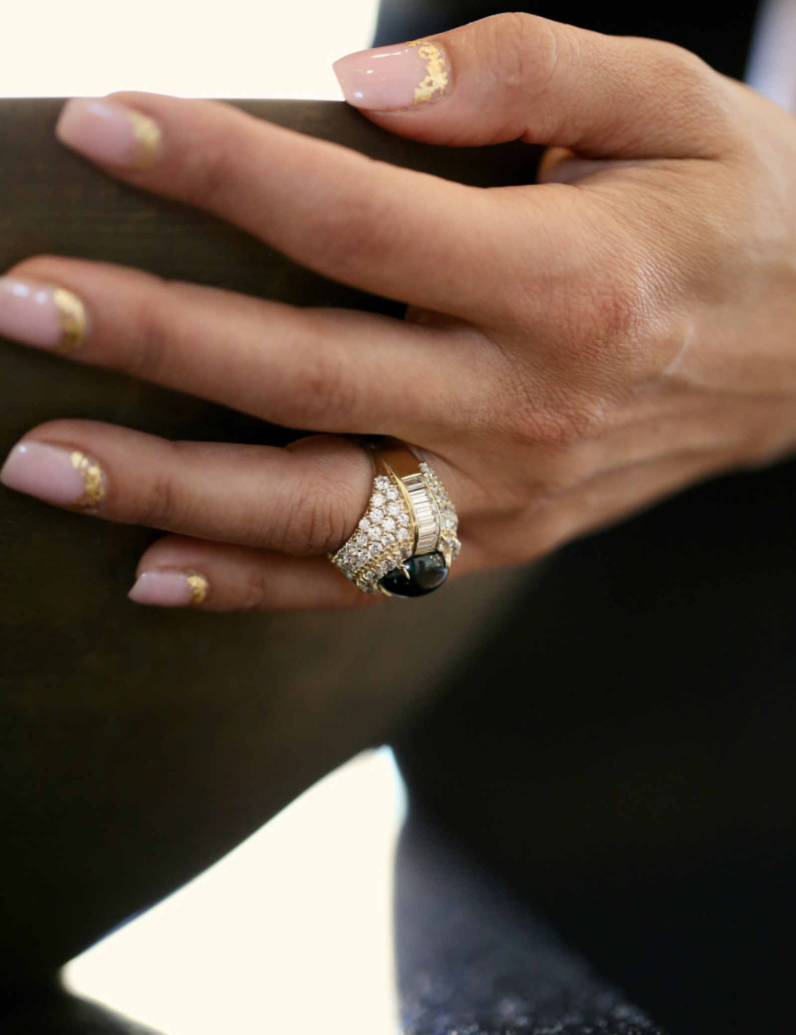 Oval Cabochon Emerald Dome Ring | Modern Diamond