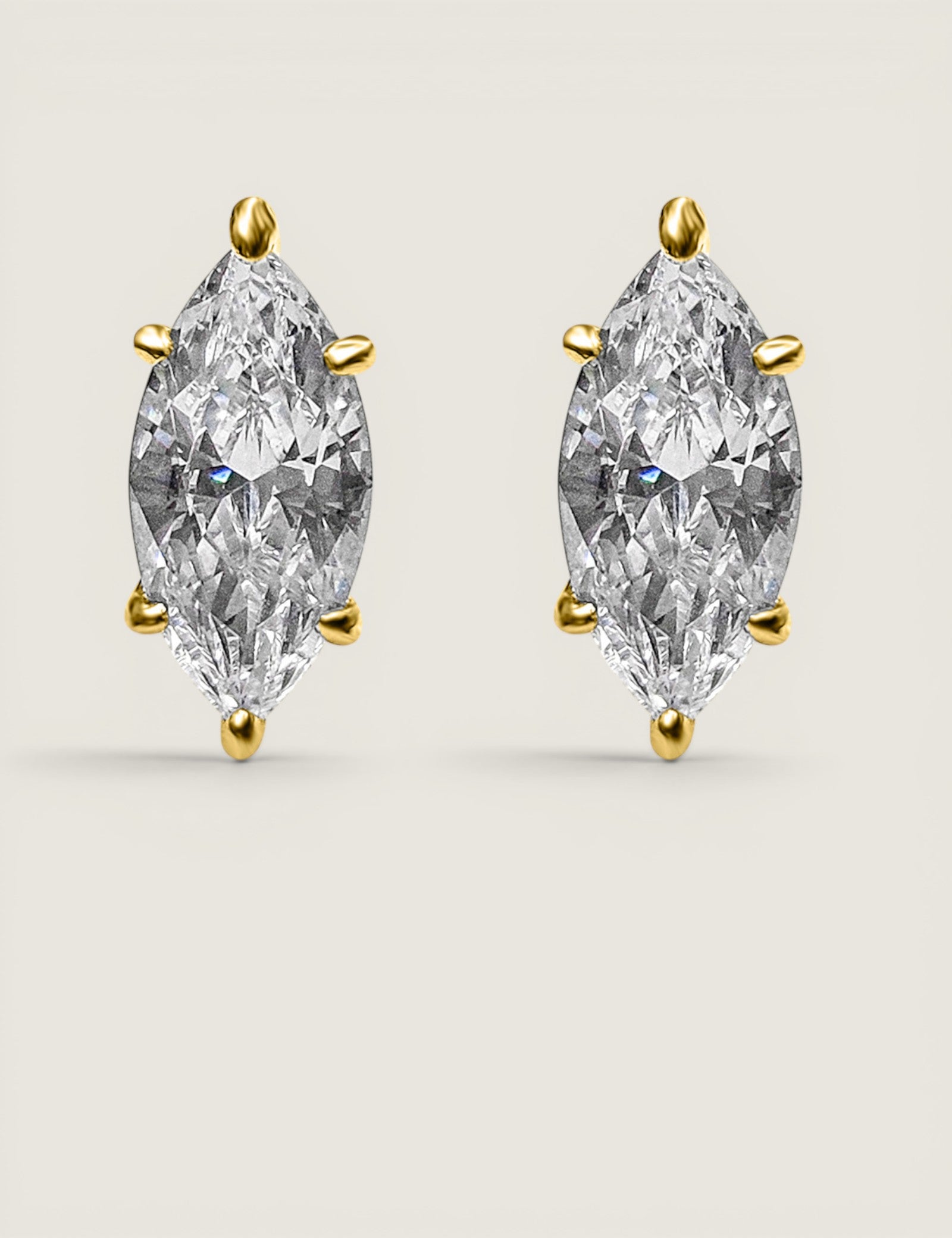 Marquise Studs (3TCW-6TCW)