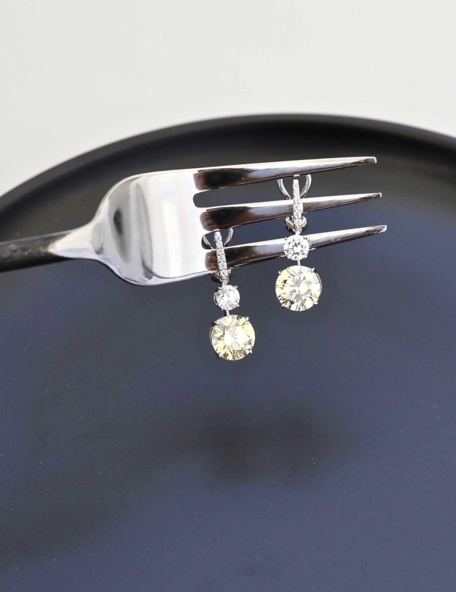 DOUBLE ROUND ON PAVE TOP - EF1132/CAN/CZ