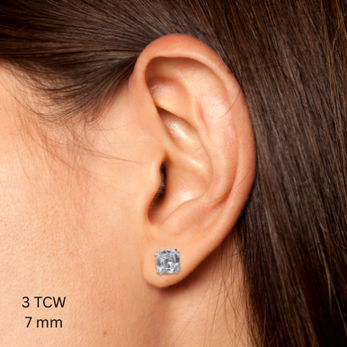 Cushion Cut Studs (3 TCW-10 TCW)