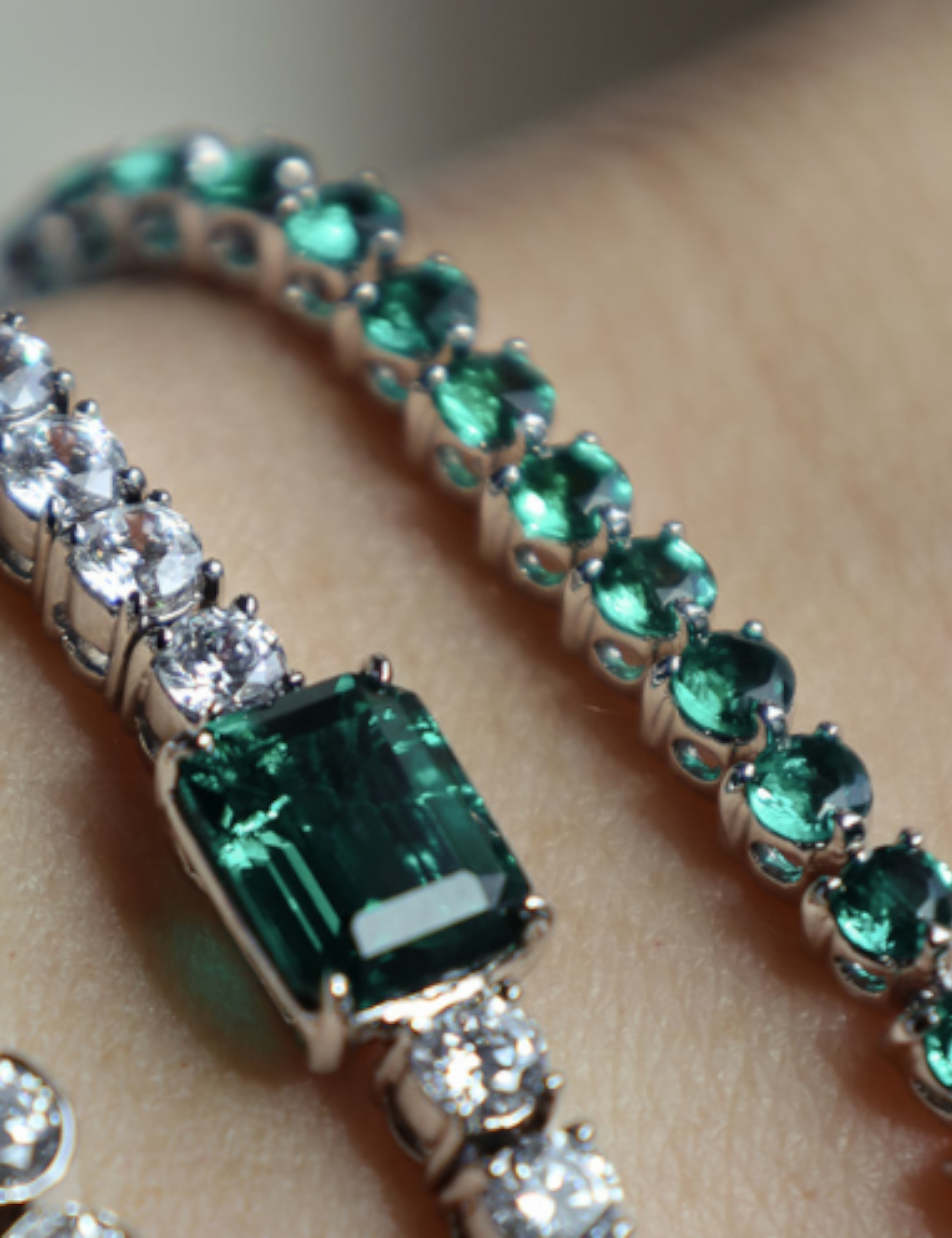 Emerald 3 Prong Tennis Bracelet (5.85 TCW)