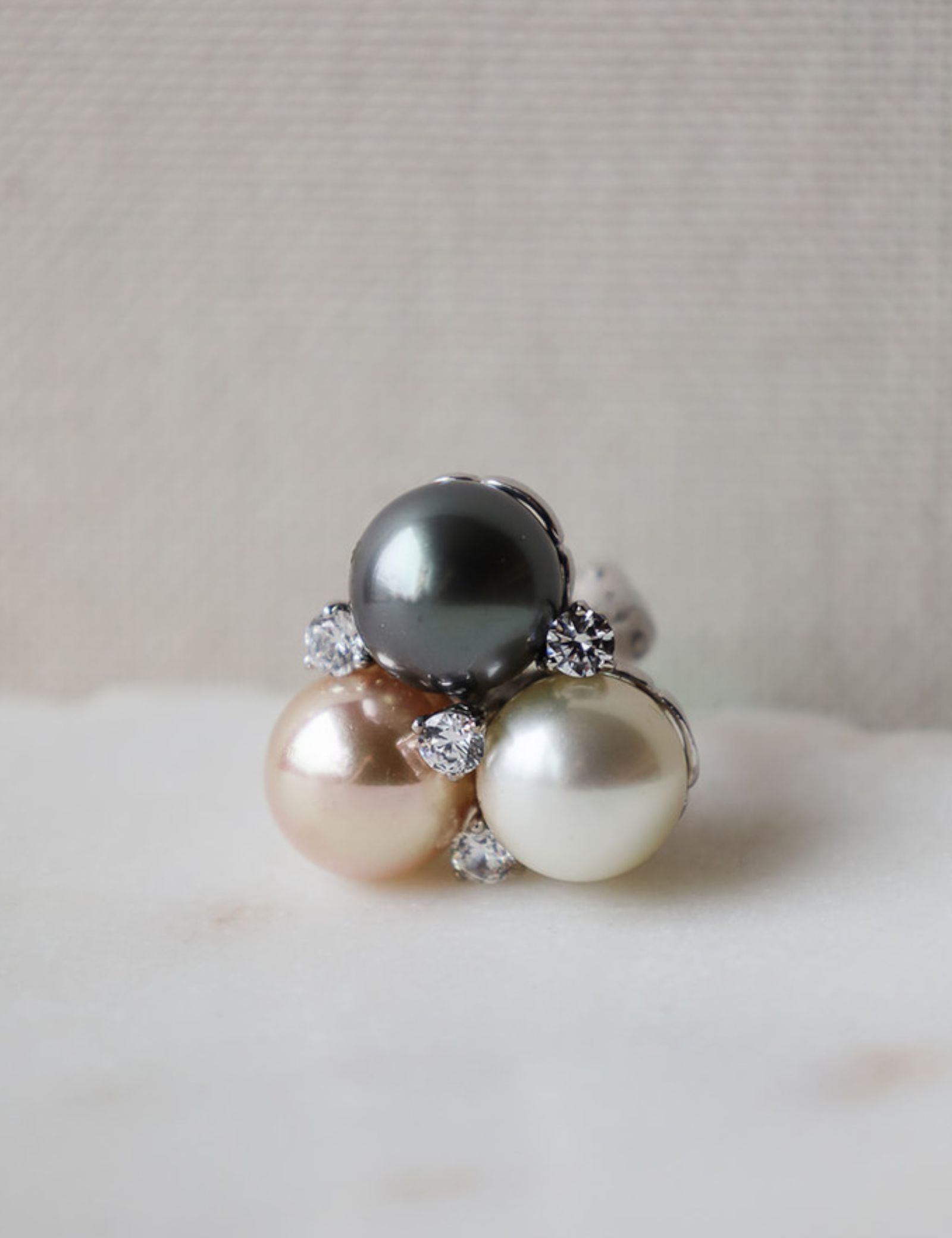 MULTI COLOR PEARL EAR - EF285/PRL/CZ