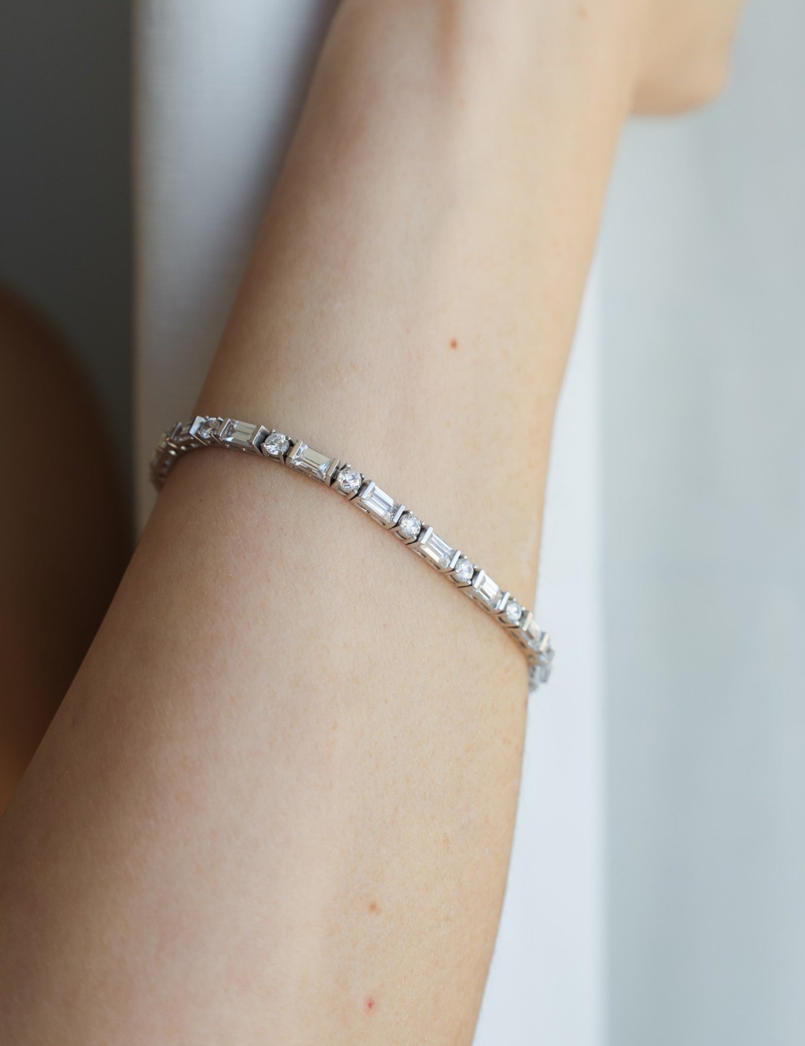 Alternating Baguette and Round Bracelet (7.2 TCW)