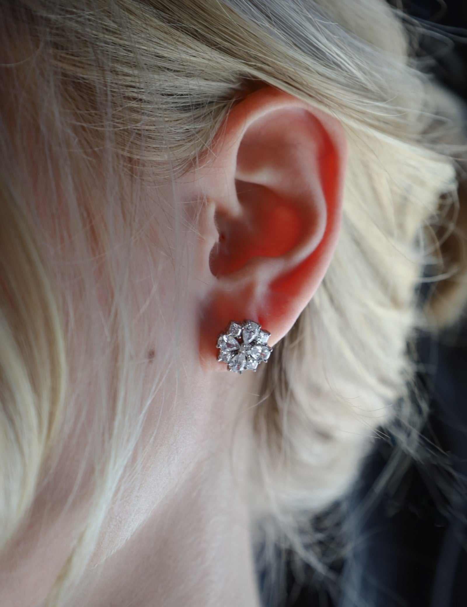 Snowflake Earrings (6 TCW)