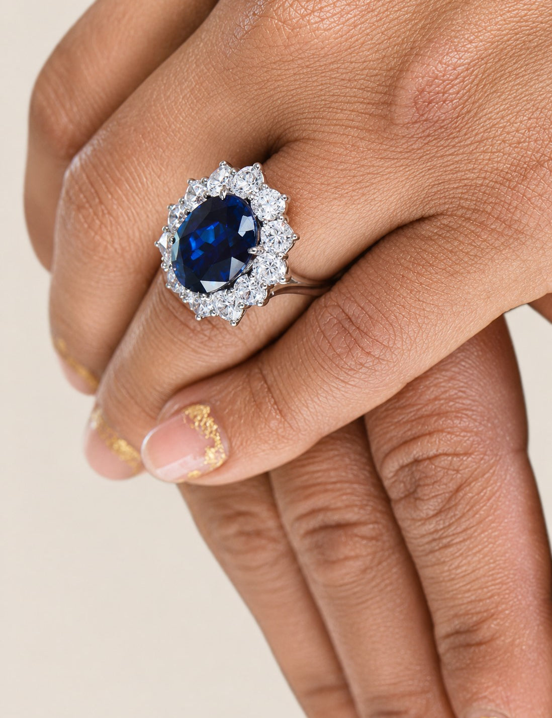 RING 1 OV CTR-9CT/12 RDS-4.25CT F237-RUB-CZ-14K
