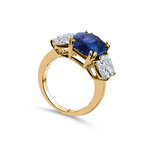 Sapphire Lumière Cushion Ring (5 Carat Center)