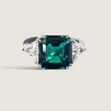 5CT SQUARE WITH TRILLIONS F883-EM-CZ