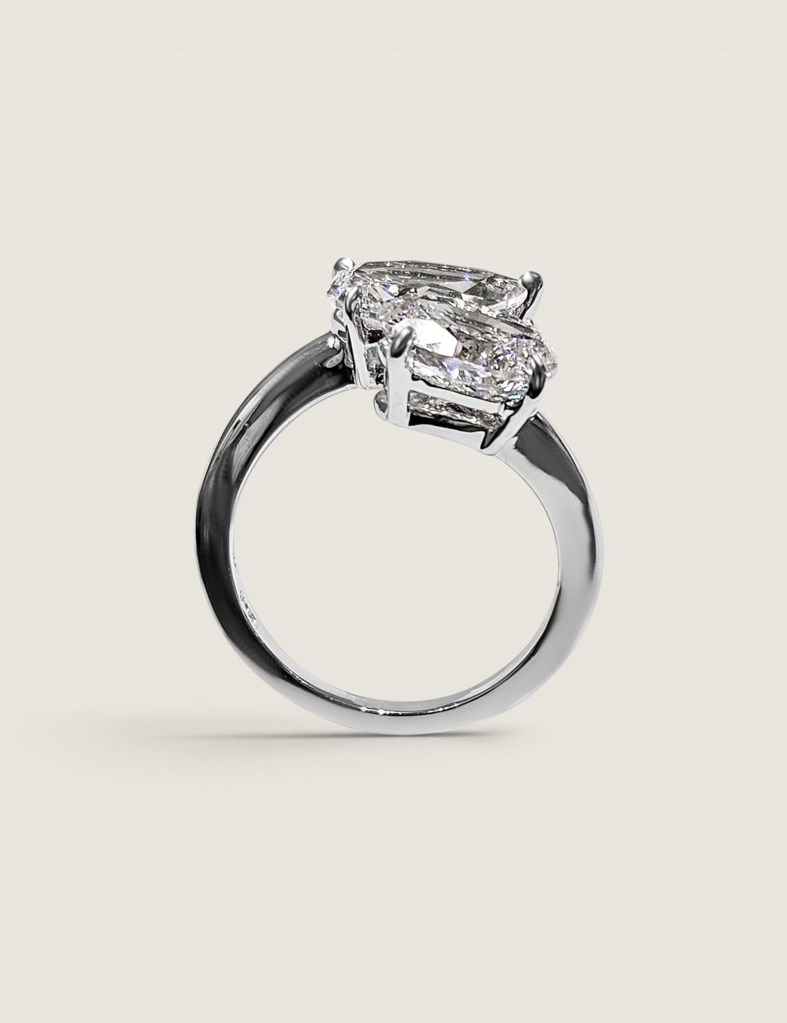Oval and Pear Bypass Ring (3.5 TCW)