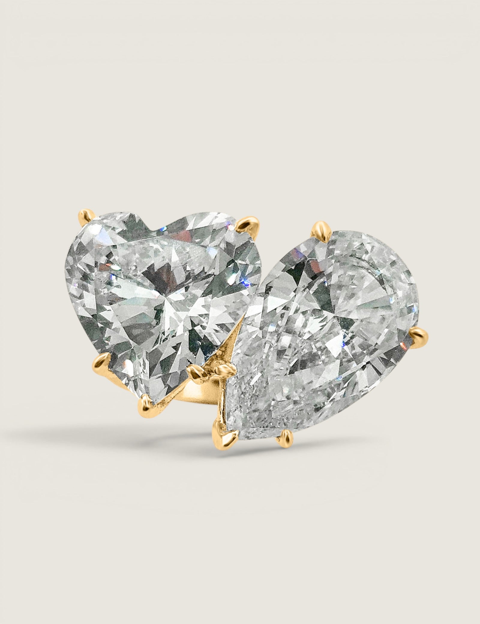6ct(10mm x 16mm) Pear & 6ct(12mm) Heart Toi et Moi Ring