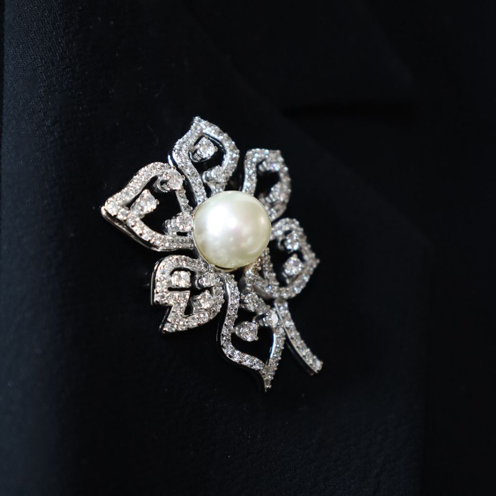 Pearl and diamond combinations